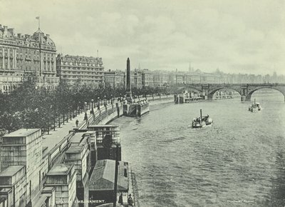 Waterloo Bridge, Victoria Embankment, Westminster: noordwaarts vanaf Hungerford Bridge, 1895 door English Photographer