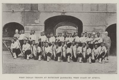 West-Indische Troepen in Bathurst Barracks, Westkust van Afrika door English Photographer