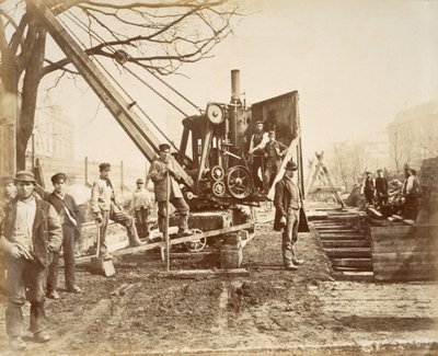 Een stoomkraan in werking tijdens de bouw van de Circle Line in Paddington, Londen, ca. 1890 door English School