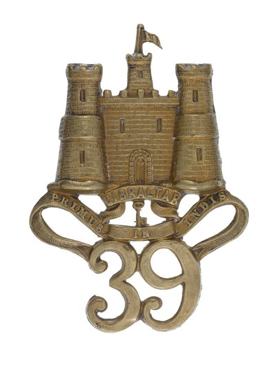 Glengarry badge door English School