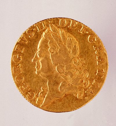 Gouden Engelse Guinea, regeerperiode van koning George II (1714-1760) 18e eeuw. Diam. 2,5 cm Napels, archeologisch museum door English School