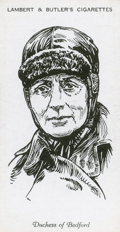Mary Russell, hertogin van Bedford, Engelse vliegenier door English School