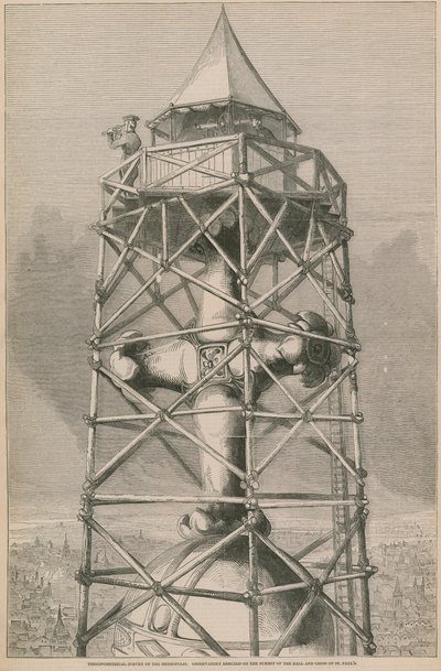 Observatorium opgericht op de top van de bal en het kruis van de St. Pauls Kathedraal door English School