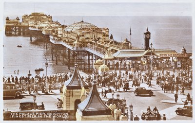 Ansichtkaart van de Palace Pier in Brighton door English School