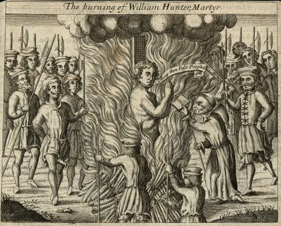 De verbranding van William Hunter, martelaar (gravure) door English School