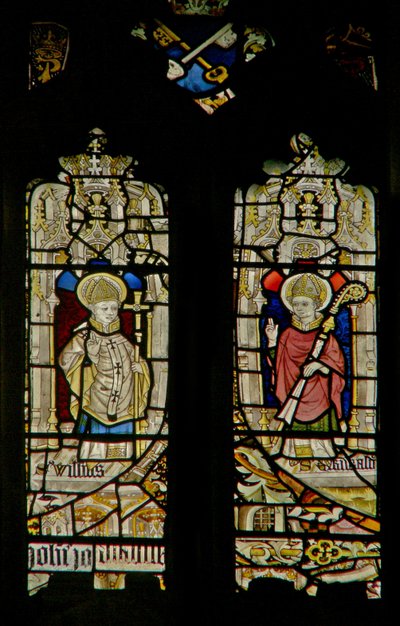Het oostelijke raam met St. Willem en St. Erkenwald door English School