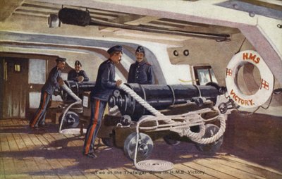 Twee van de Trafalgar-kanonnen in HMS Victory door English School