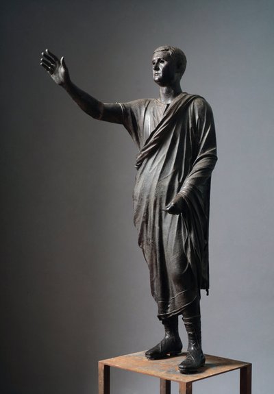 Aule Metele (De Orator), Romeinse redenaar - Etruskisch bronzen beeld, h: 179 cm, ca. 90-70 v.Chr., uit Pila, Italië - Etruskische beschaving: 