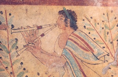 Etruskische kunst: een fluitspeler. Detail van een fresco in het Graf van de Luipaarden, in de necropolis van Monterozzi, Italië, begin 5e eeuw v.Chr. (fresco) door Etruscan