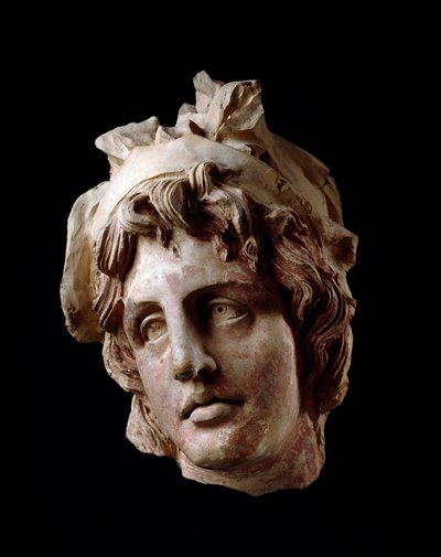 Etruskische beschaving: vrouwelijk hoofd van de Amazone. 2e eeuw v.Chr. Uit Arezzo. Arezzo, Museo Archeologico G.Clinio Mecenate door Etruscan