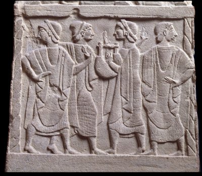 Dansscène, laag reliëf van marmeren grafsteen door Etruscan Etruscan