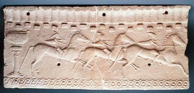 Plaquette met een reliëf van ruiters door Etruscan Etruscan