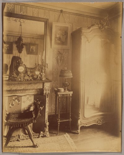 Innenraum von Frau D., kleine Rentnerin, Boulevard du Port-Royal door Eugène Atget