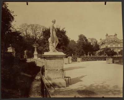 Jardin du Luxembourg door Eugène Atget