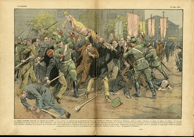 Illustratie van Eugene Damblans (1865-1945) in Le Pelerin, 27/06/37 - Het hakenkruis tegen het kruis van Christus in Hitleriaans Duitsland - Duitsland Pruisen, Religie Geloof, Menigte, Gevecht, Rechts, Hakenkruis, Christelijk Kruis, Katholiek Katholicisme  door Eugene Damblans