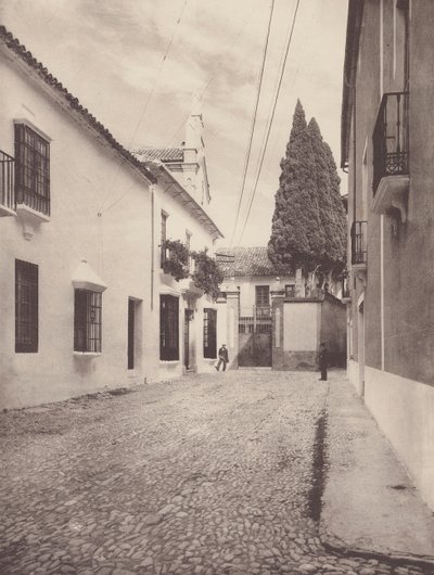 Pres huizen in Calle de Gameros, Ronda (z/w foto) door European Photographer