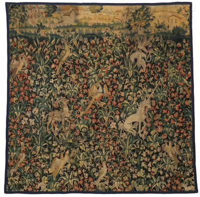 Mille fleurs wandtapijtfragment dat dieren, vogels en landschap uitbeeldt, c.1500 door European School
