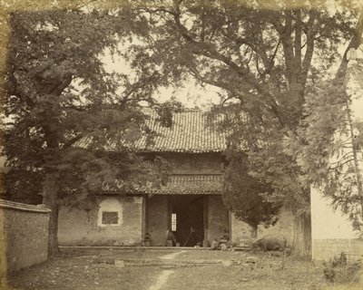 Gebouw en camera, China door Felice Beato