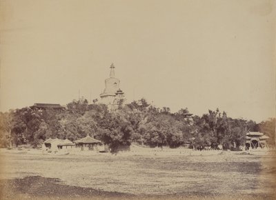De grote pagode in het keizerlijk winterpaleis, Peking, 29 oktober 1860 door Felice Beato