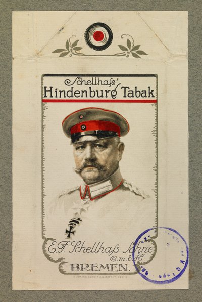 Portret van Hindenbourg op een tabakspakje door Fernand Barbier