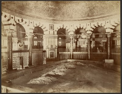 Interieur, Rotskoepel, Jeruzalem door Félix Bonfils