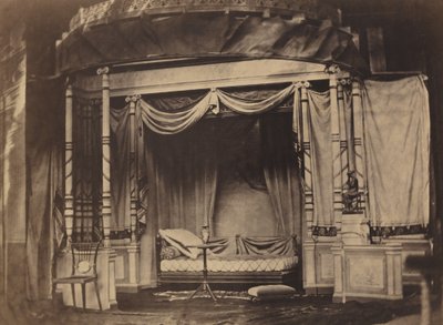 Slaapkamerdisplay op de Parijse Wereldtentoonstelling van 1855 door Félix Jacques Antoine Moulin