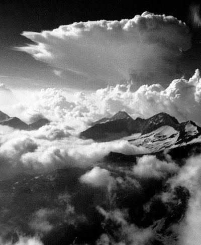 Beklimming van Breithorn, piek van de Monte Rosa bergketen. door Fosco Maraini