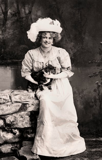 Marie Studholme, Engelse actrice door Foulsham and Banfield