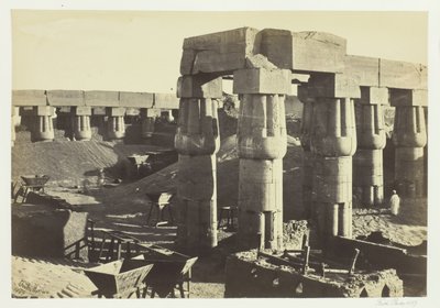 Deel van de Grote Tempel De Overheidsopslagplaatsen, Luxor, 1857 door Francis Frith