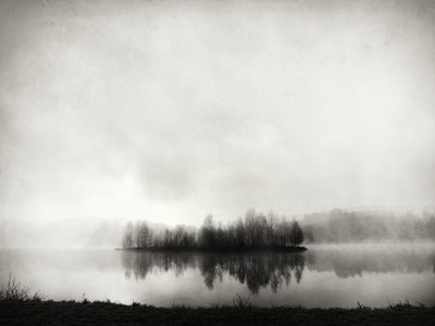 Weerspiegeling op Misty Island door Franz Bogner