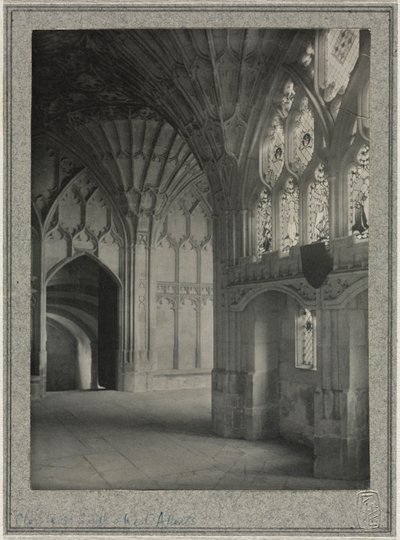 Gloucester Kathedraal - Kloosters: Zuid- en Westgangen door Frederick Henry Evans