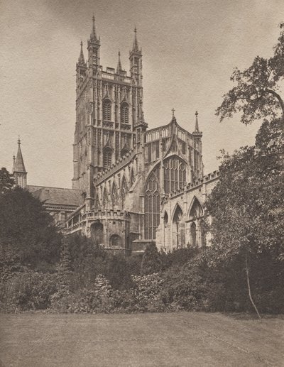 Gloucester Kathedraal vanuit het Zuidoosten door Frederick Henry Evans