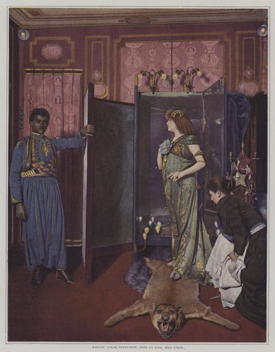 Franse toneelactrice Sarah Bernhardt in haar kleedkamer in haar kostuum voor de titelrol in Morand en Sylvestre