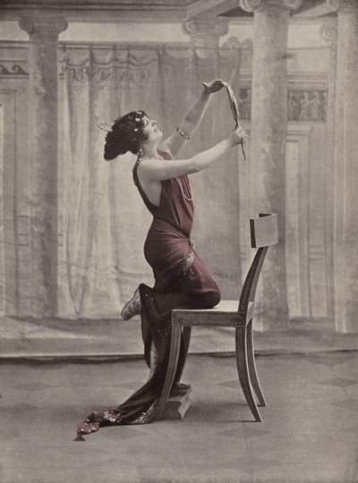 Regina Badet, Franse komische actrice door French Photographer