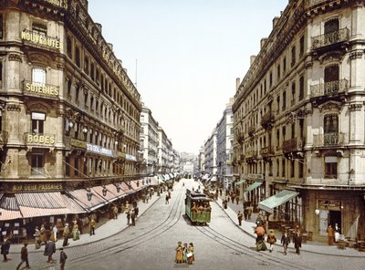 Uitzicht op Rue de la République, Lyon, 1890-1900 door French Photographer