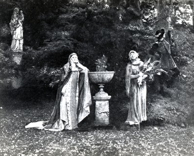 Acte I, Scene 3 van Pelleas et Melisande door Debussy, van een foto van de eerste productie in april 1902 van de opera in de Opera-Comique in Parijs, illustratie in Theatre magazine, juni 1902 door French School