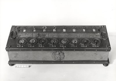 Rekenmachine uitgevonden door Blaise Pascal, 1644 door French School