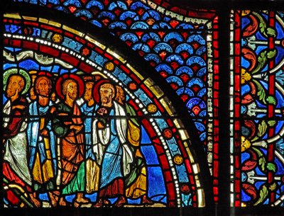 Het Maria Magdalena-raam: Maria vertelt de discipelen over de Opstanding door French School