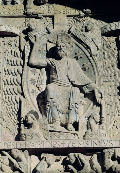 Reliëf van Christus in Glorie, detail van het Laatste Oordeel op het timpaan, ca.1140 door French School