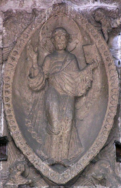 Reliëf met Christus in een mandorla, van de noorddeur door French School