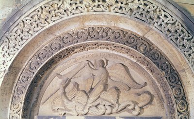 Reliëf van het timpaan met St. Michael en de draak door French School
