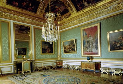 De Salon des Nobles, heringericht in 1785 door Marie-Antoinette door French School