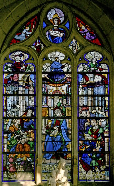 Raam met St. Anna die de Maagd leert lezen; Maria Jacobe en Maria Salome en families; David, Asa, Josias boven door French School