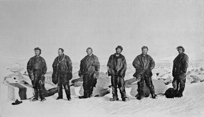 Groep Na de Winter in Iglo, 1912, 1913 door G. Murray Levick