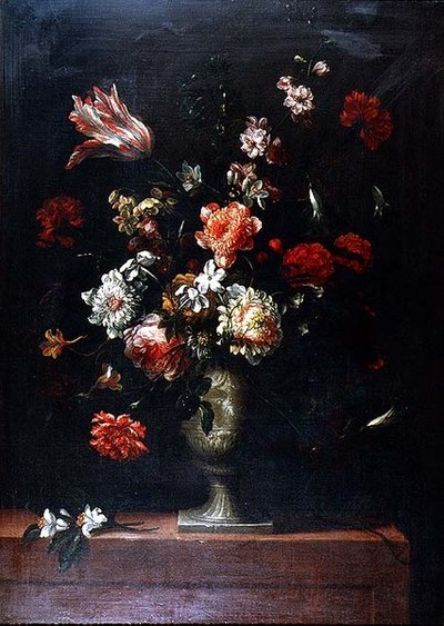 Stilleven van bloemen in een stenen vaas door Gaspar Pieter II Verbruggen