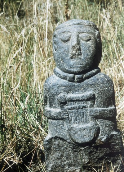 Gallische site: Statuette met lier ontdekt in 1988 in Saint Symphorien in Paule in de Cote d