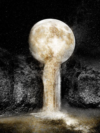 Golden Moon-waterval door Gemma Bardot