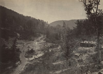 Whiteside Valley onder de brug, 1860s door George N. Barnard