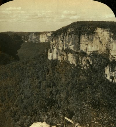 De Grose Vallei, Blue Mountains, N.S.W., Australië, 1909 door George Rose