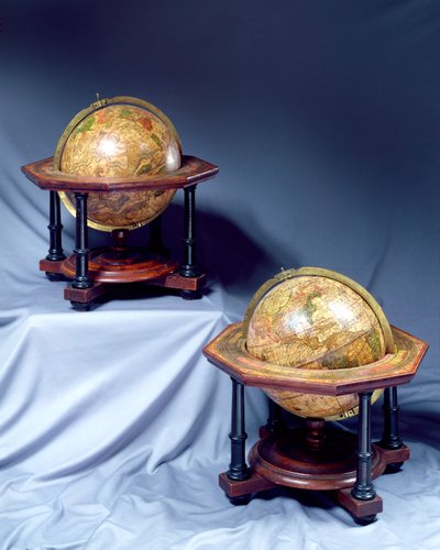 Paar Tafel Globes, gemaakt door Isaac Habrecht, tweede uitgave door Johann Christoph Weigel, 1675 door German School